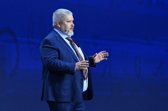 RUSSIA EXPO. Plenary session, Entrepreneurship in Russia: Sector's Achievements