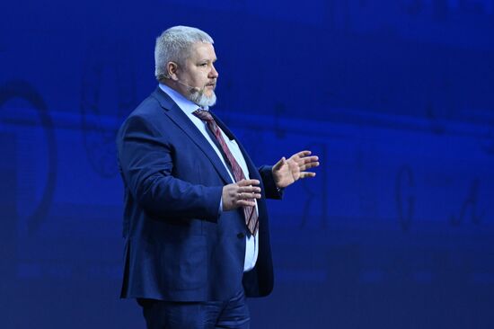 The International RUSSIA EXPO Exhibition and Forum. Plenary session, Entrepreneurship in Russia: Sector's Achievements. Sergei Gridnev, Director General of Tricom. Location: Russia, Moscow. Author: Maksim Blinov/Sputnik. RUSSIA EXPO. Plenary session, Entrepreneurship in Russia: Sector's Achievements