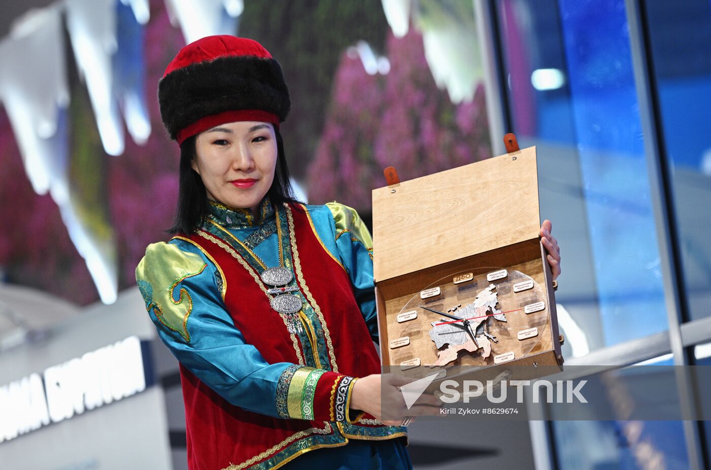 RUSSIA EXPO. Auction: Far Eastern District for Special Military Operation, as part of #MyBusinessHelps charity campaign