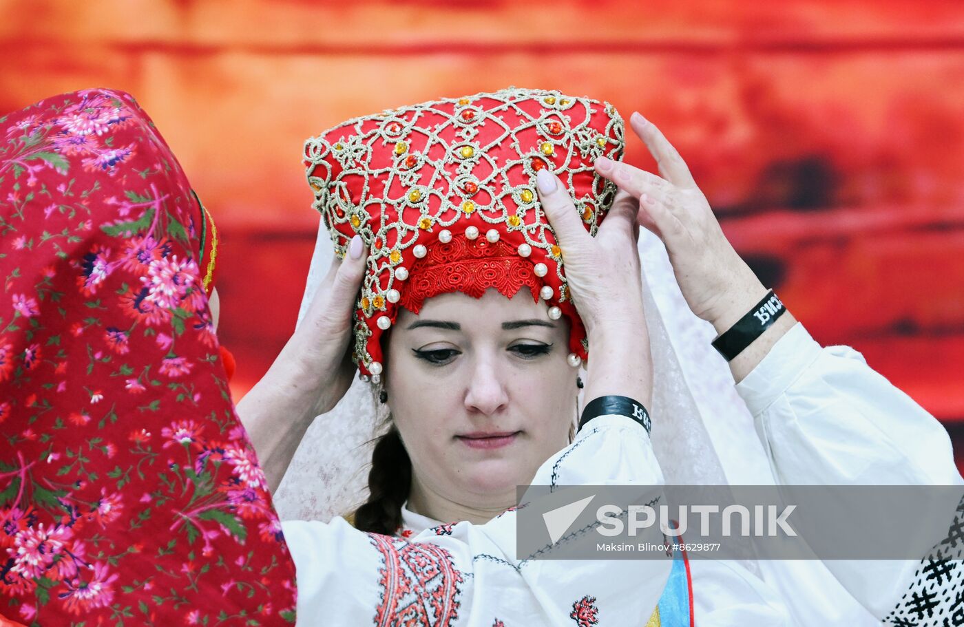 RUSSIA EXPO. Traditional Belgorod wedding