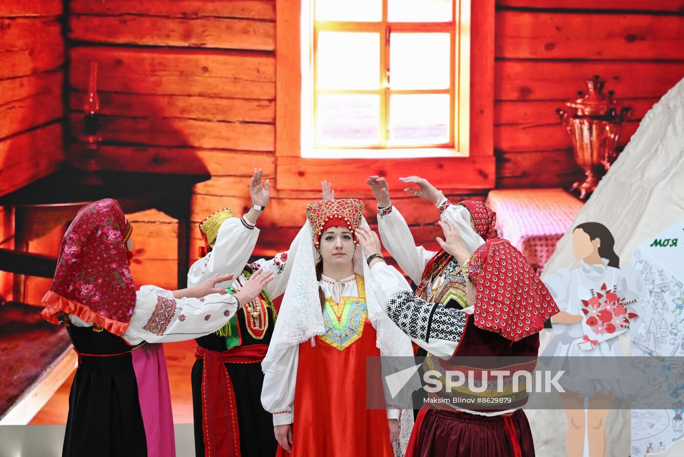 RUSSIA EXPO. Traditional Belgorod wedding