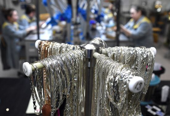 Russia Precious Metals Production