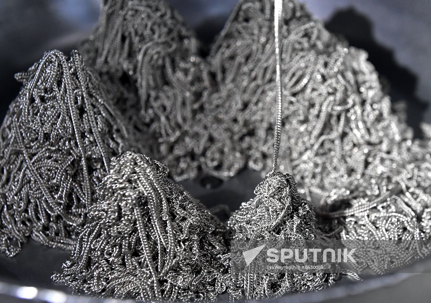 Russia Precious Metals Production