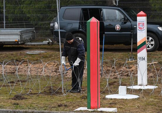 Belarus Lithuania Border Checkpoint