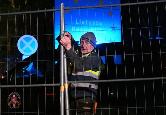 Belarus Lithuania Border Checkpoint