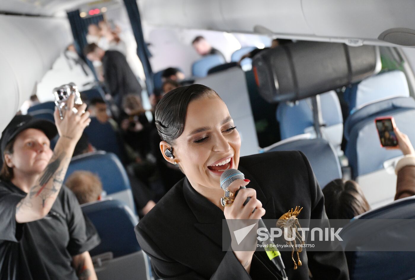 Flight with artists from Moscow to the Youth Festival in Sochi