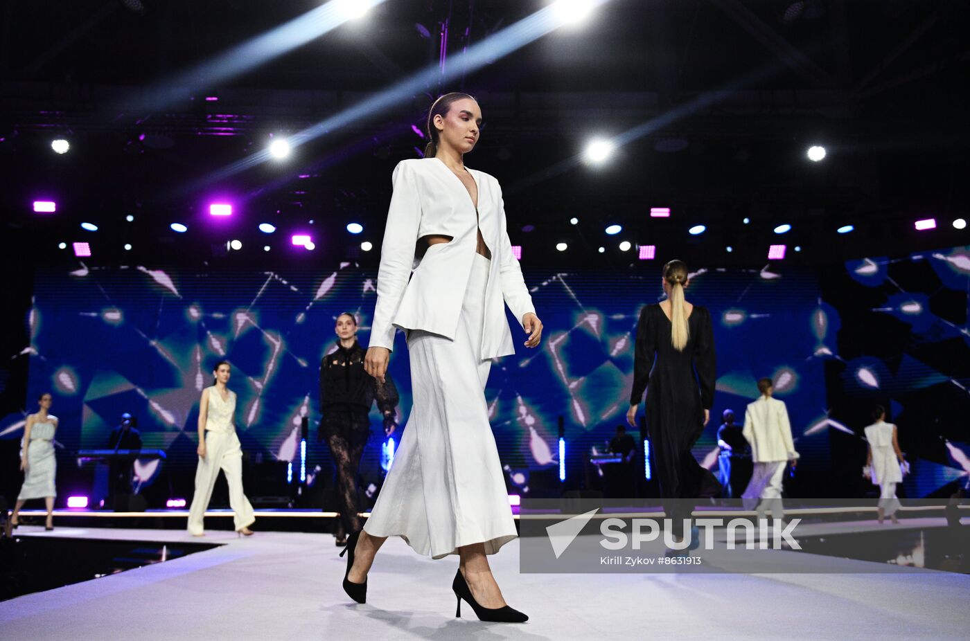 RUSSIA EXPO. Opening of Moscow Fashion Week