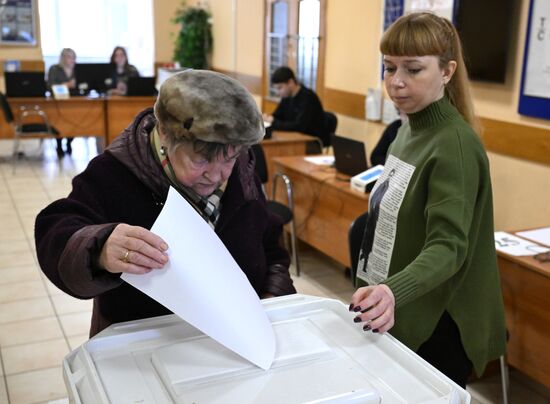 Russia Presidential Election Test Voting