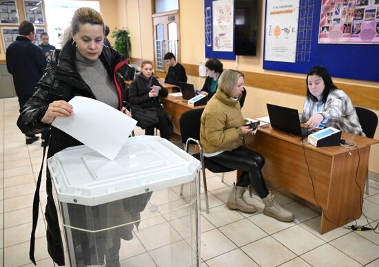 Russia Presidential Election Test Voting