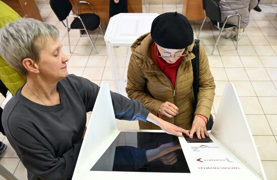 Russia Presidential Election Test Voting