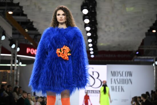 RUSSIA EXPO. Russian fashion brands