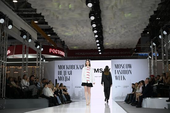 RUSSIA EXPO. Russian fashion brands