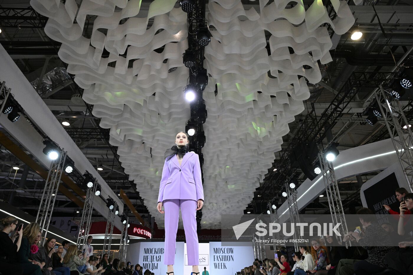 RUSSIA EXPO. Russian fashion brands