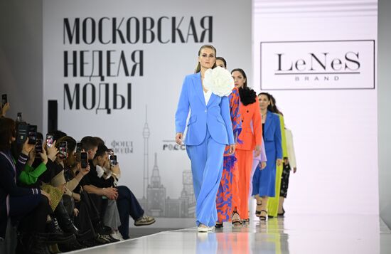 RUSSIA EXPO. Russian fashion brands