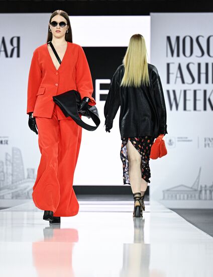 RUSSIA EXPO. Russian fashion brands