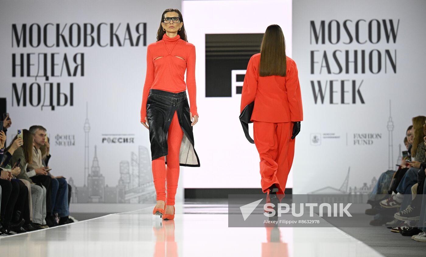 RUSSIA EXPO. Russian fashion brands