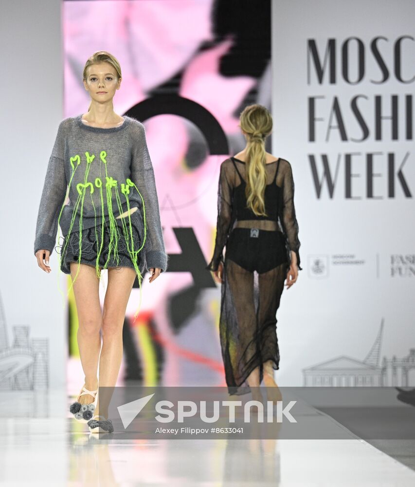 RUSSIA EXPO. Russian fashion brands