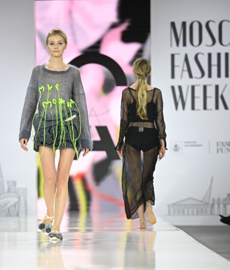 RUSSIA EXPO. Russian fashion brands