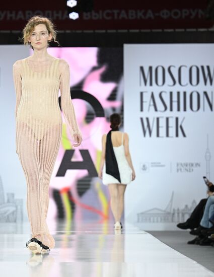 RUSSIA EXPO. Russian fashion brands