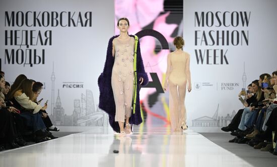 RUSSIA EXPO. Russian fashion brands