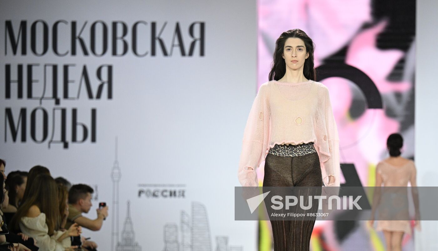 RUSSIA EXPO. Russian fashion brands