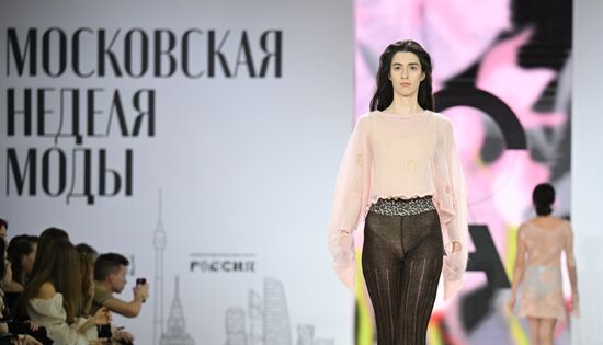 RUSSIA EXPO. Russian fashion brands