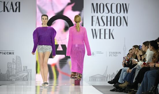 RUSSIA EXPO. Russian fashion brands