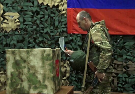 Russia Ukraine Military Operation Presidential Election Early Voting