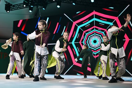 RUSSIA EXPO. SuperChildren concert of young performers