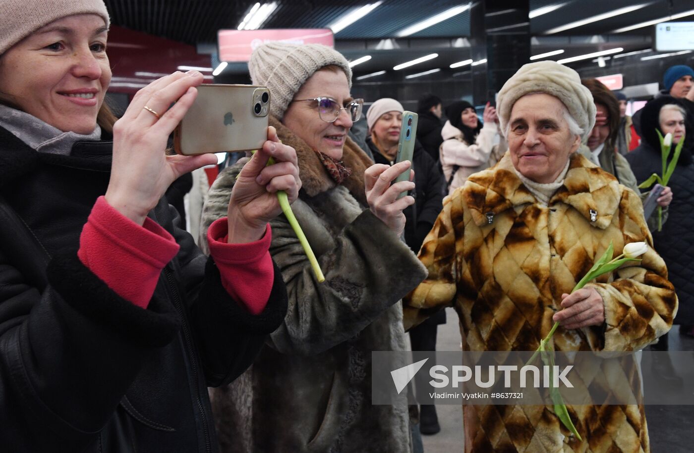 Russia Women’s Day Metro