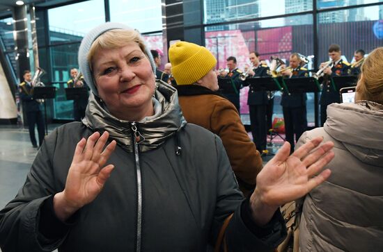 Russia Women’s Day Metro
