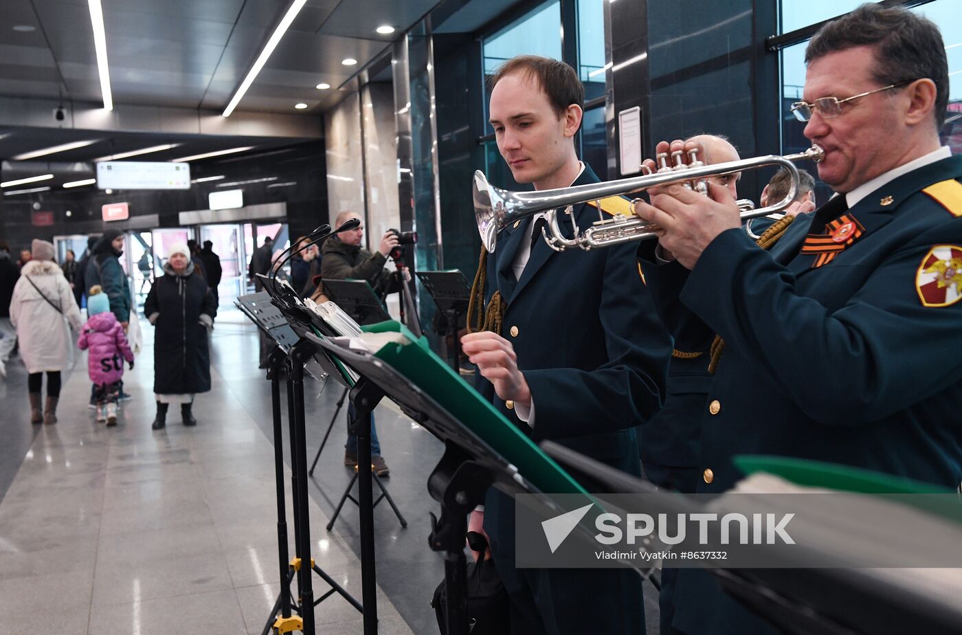 Russia Women’s Day Metro