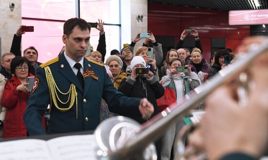 Russia Women’s Day Metro