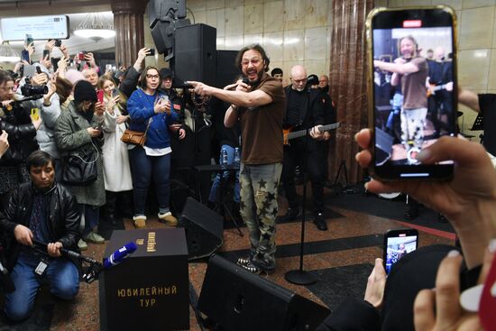 Russia Women’s Day Metro