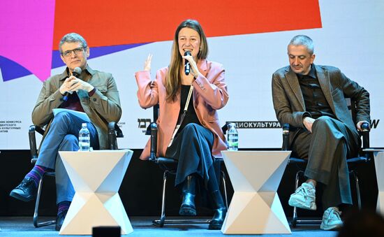 RUSSIA EXPO. Opening discussion, Today's Literature