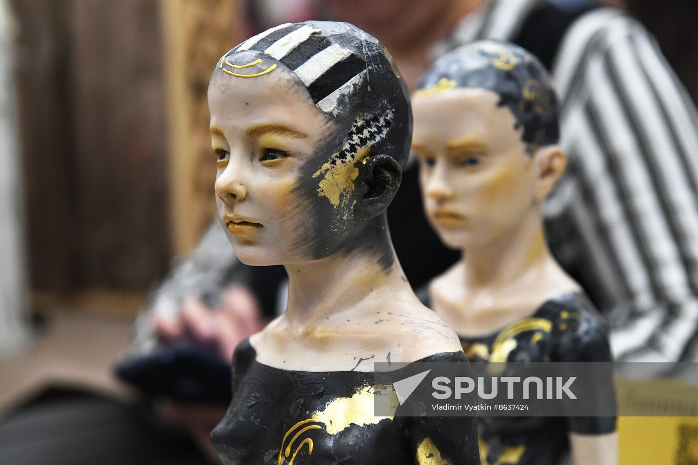 Exhibition "Spring Dolls' Ball"