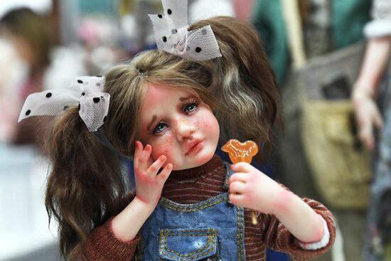 Exhibition "Spring Dolls' Ball"