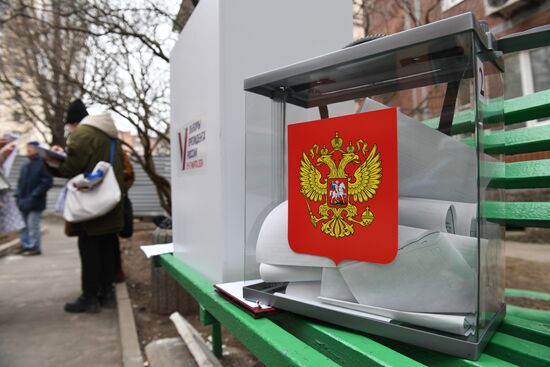 Russia DPR Presidential Election Early Voting