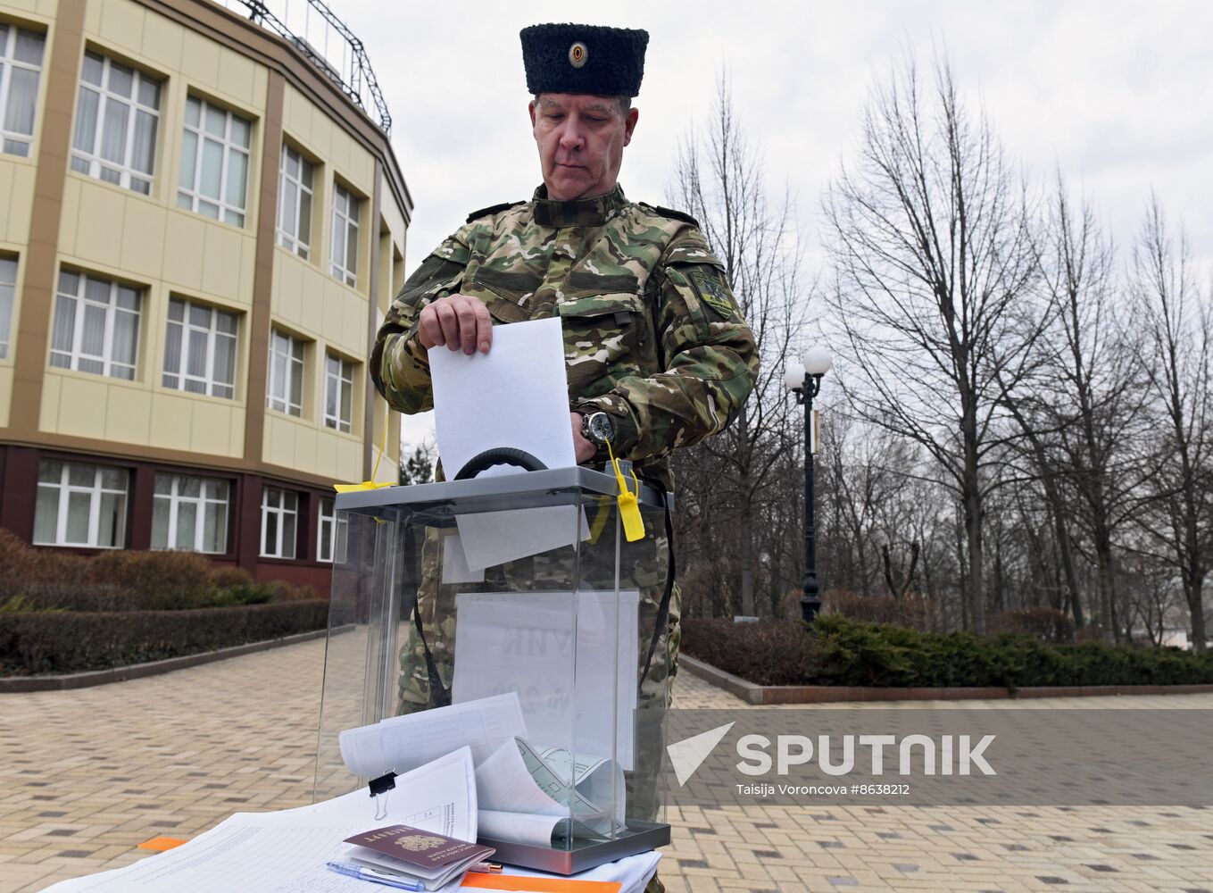 Russia DPR Presidential Election Early Voting