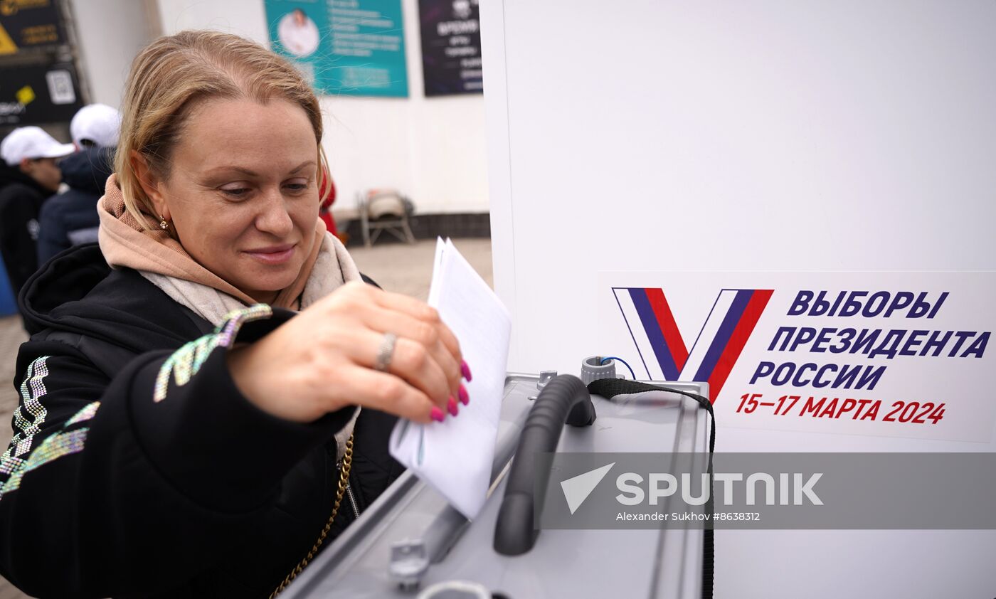 Russia DPR Presidential Election Early Voting