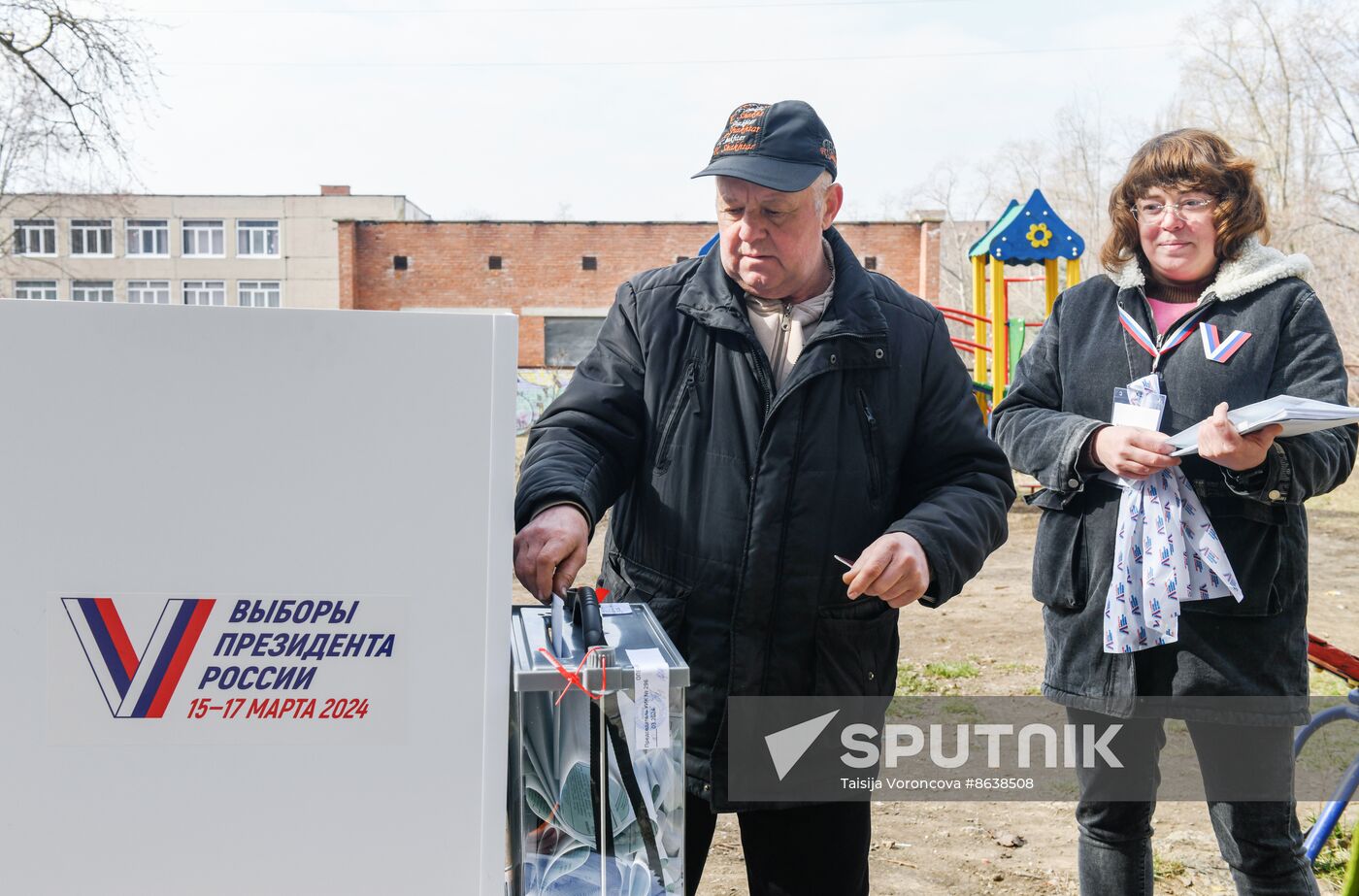 Russia DPR Presidential Election Early Voting