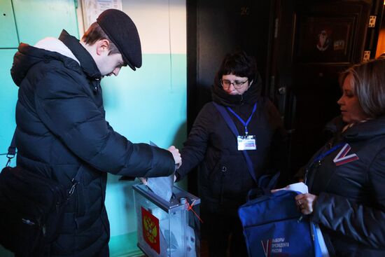 Russia Presidential Election Early Voting