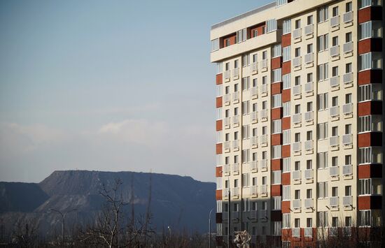 Russia DPR Residential Construction