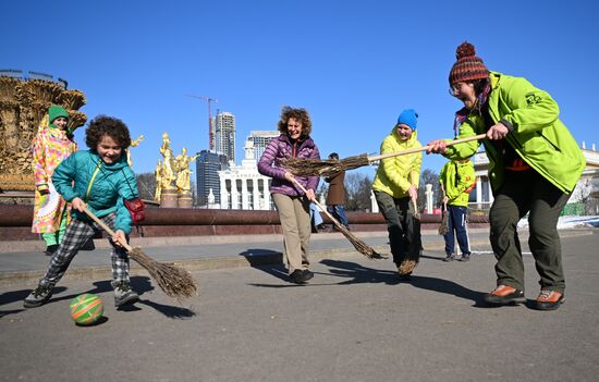 RUSSIA EXPO. Maslenitsa week. Gourmand Wednesday, or Mother-in-Law's Day