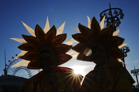 RUSSIA EXPO. Maslenitsa week. Gourmand Wednesday, or Mother-in-Law's Day