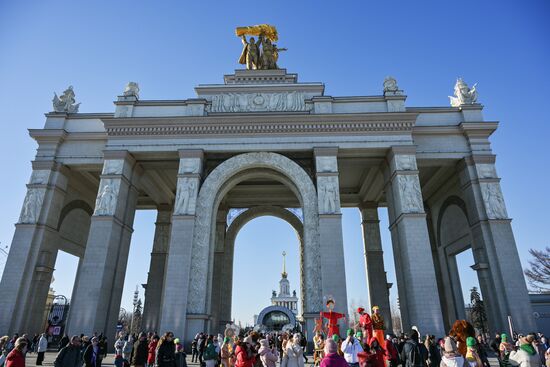RUSSIA EXPO. Maslenitsa week. Gourmand Wednesday, or Mother-in-Law's Day