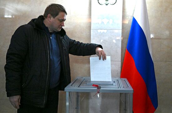 Russia New Regions Presidential Election