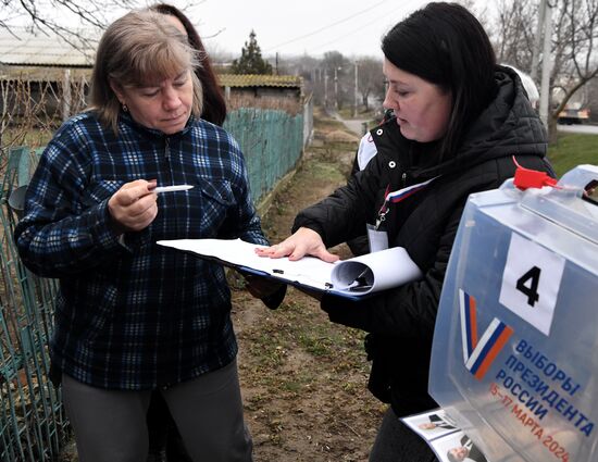 Russia New Regions Presidential Election