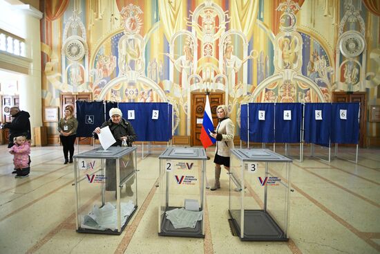 Russia New Regions Presidential Election