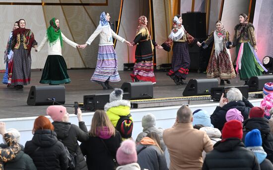 The International RUSSIA EXPO Forum and Exhibition. Lavish Maslenitsa concert. Main open-air stage. Location: Russia, Moscow. Author: Mikhail Voskresenskiy/Sputnik. RUSSIA EXPO. Maslenitsa Week
